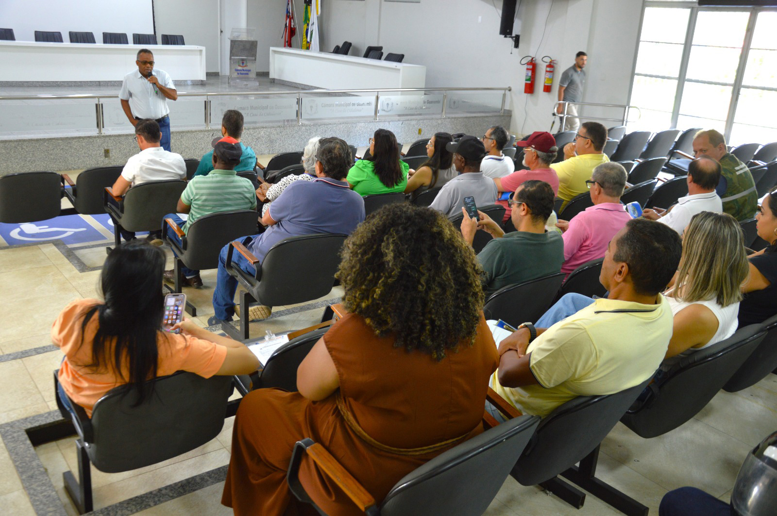 Secretarias de Agricultura e Saúde realizam debate educativo sobre a raiva animal